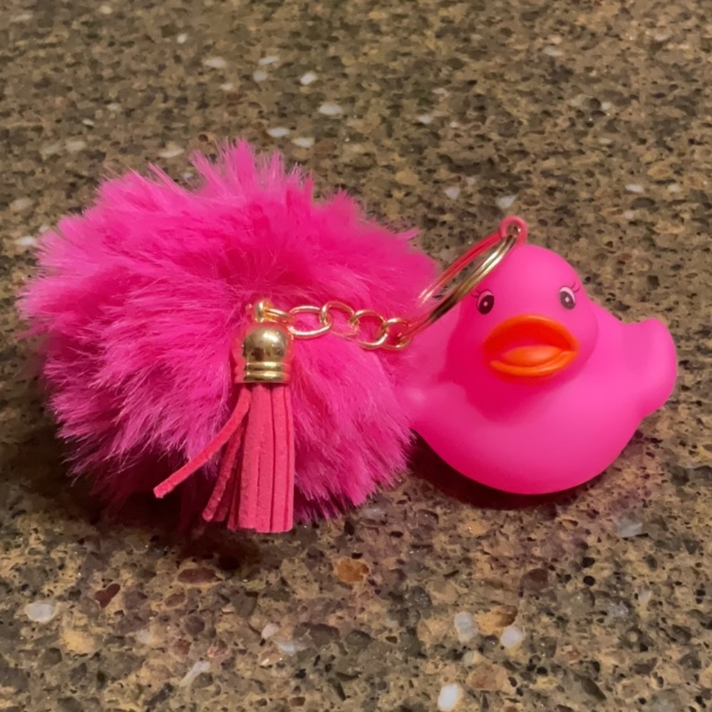 PINK PAMELA RUBBER DUCKIE